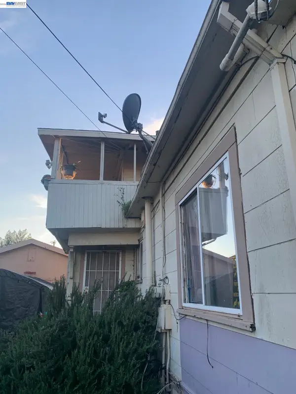 7333 Lockwood St, Oakland, CA 94621