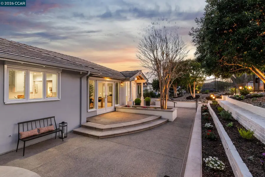 15 Los Dedos, Orinda, CA 94563 - #3