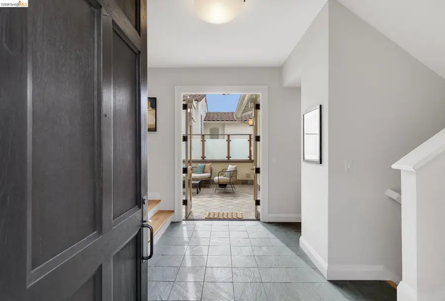 244 Cross Rd, Oakland, CA 94618 - #2