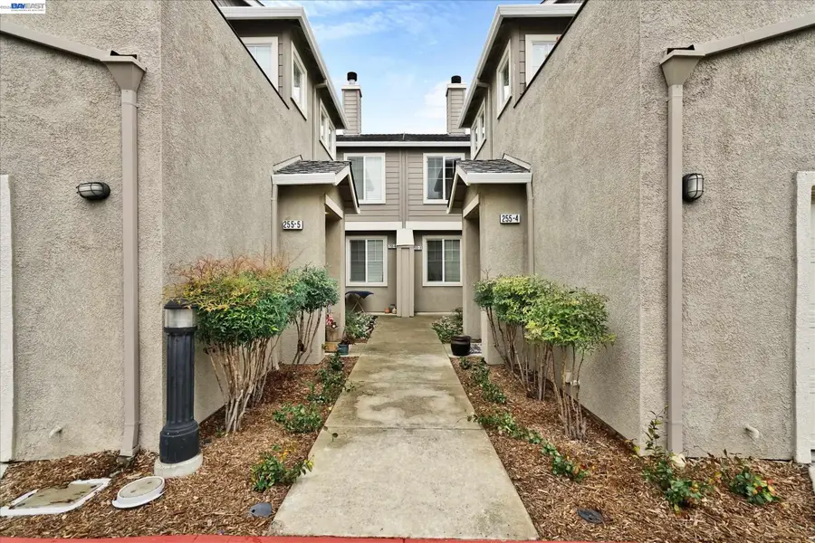 255 Wildrose Cmn #5, Livermore, CA 94551 - #3