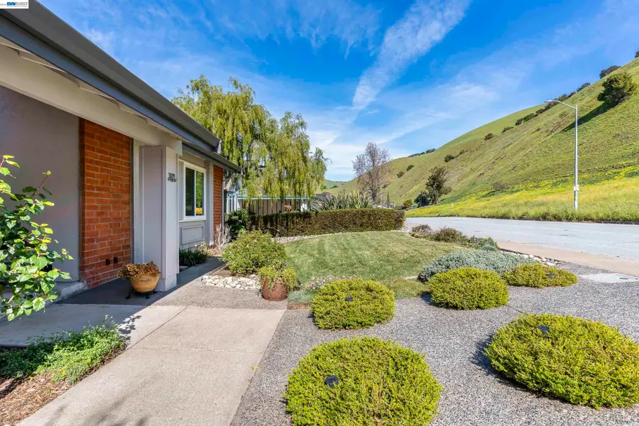 38821 Canyon Heights Dr, Fremont, CA 94536 - #2