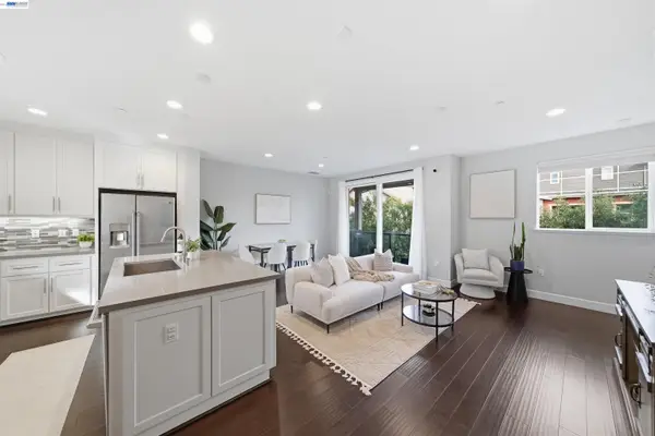 849 Tranquility Circle #3, Livermore, CA 94551