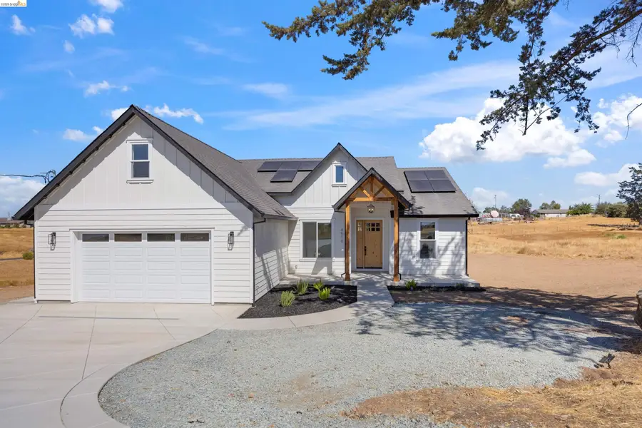 4510 Coyote Dr., Ione, CA 95640 - #3