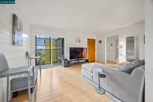 2327 10th Street #4, Berkeley, CA 94710