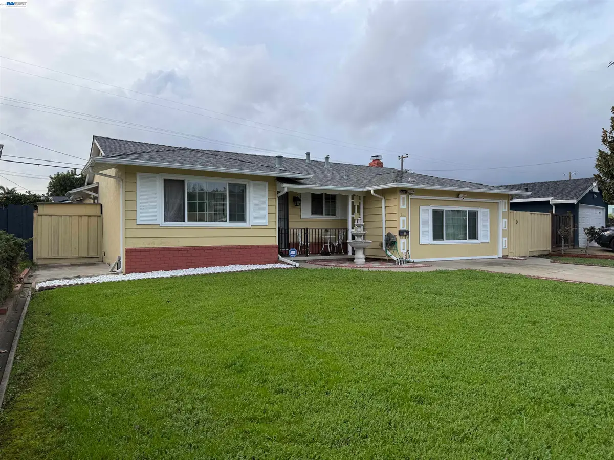 25827 Calaroga Ave, Hayward, CA 94545 - #1