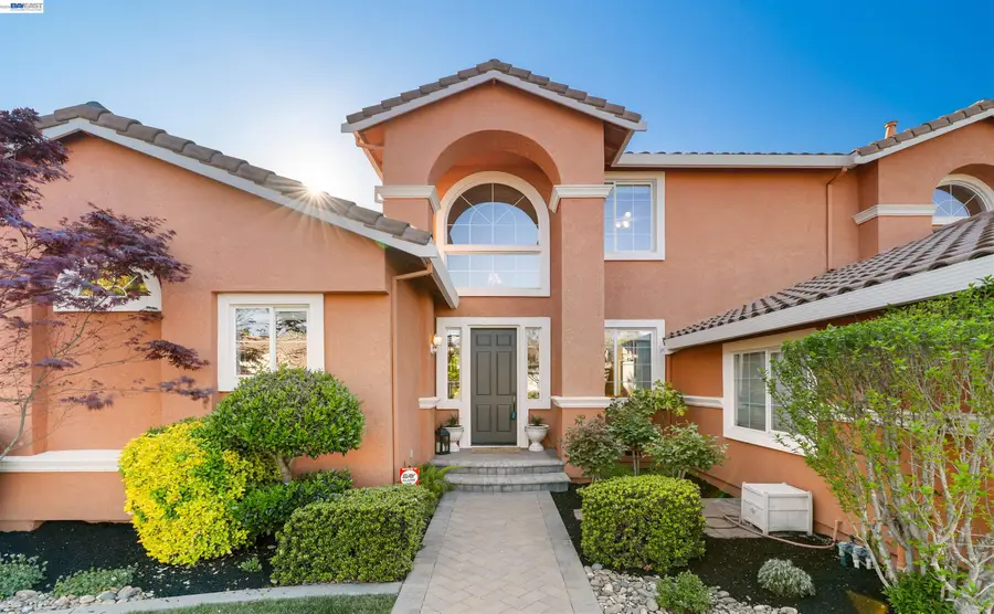 1635 Embassy Cir, Livermore, CA 94550 - #3