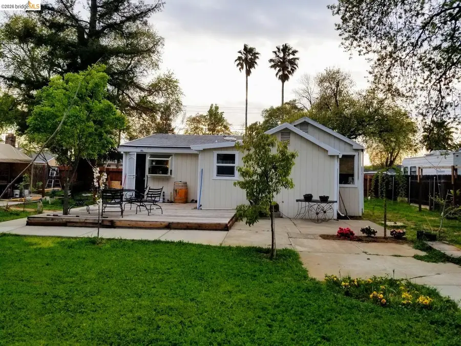 6624 5th St, Rio Linda, CA 95673 - #3