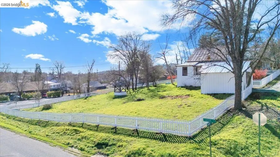 18433 Gardner Ave, Tuolumne, CA 95379 - #2