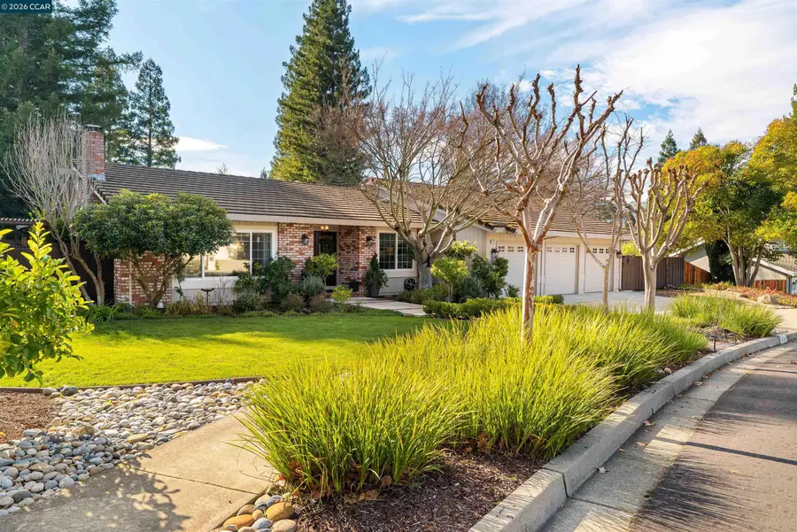 614 Thornhill Rd, Danville, CA 94526 - #2