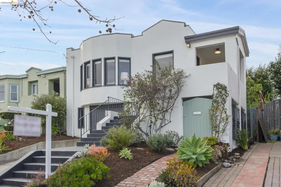2745 Maxwell Ave, Oakland, CA 94619 - #2