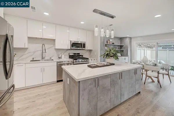 2016 Pine Knoll #2, Walnut Creek, CA 94595