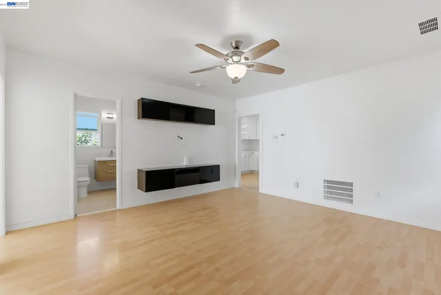 1839 Commerce Way, Oakland, CA 94606 - #3
