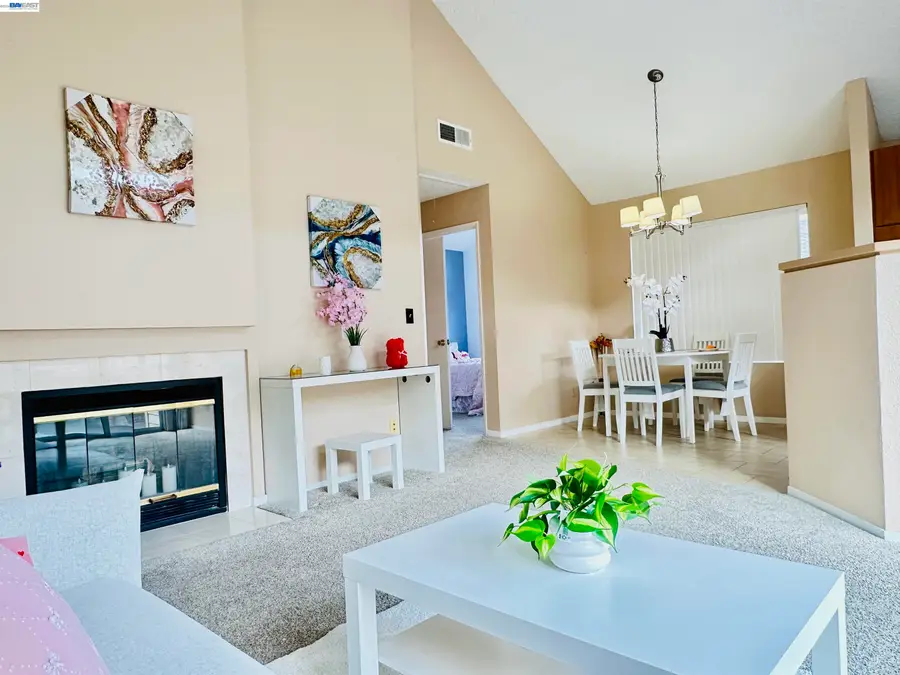 161 Seaway Ct, Hercules, CA 94547 - #2