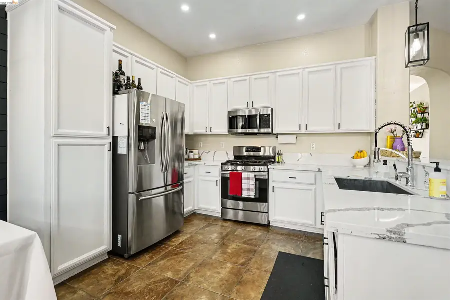 193 Mike Gartrell Cir, Sacramento, CA 95835 - #3