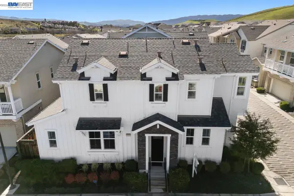 4026 Chalk Hill Way, Dublin, CA 94568