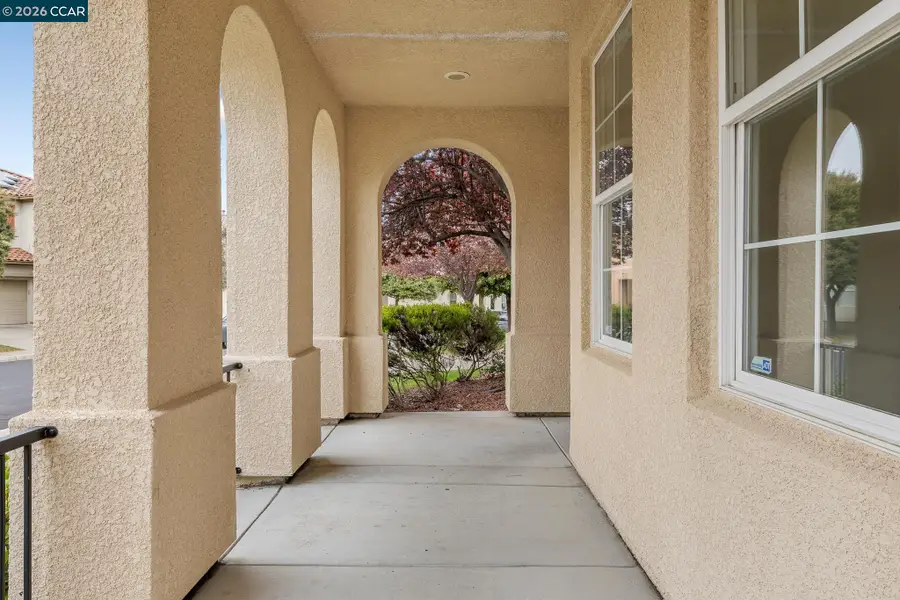 5700 Oakmont Dr, Richmond, CA 94806 - #3