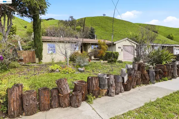 38380 Canyon Heights Dr, Fremont, CA 94536