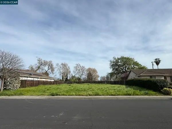 755 Kingman Dr, Vacaville, CA 95687