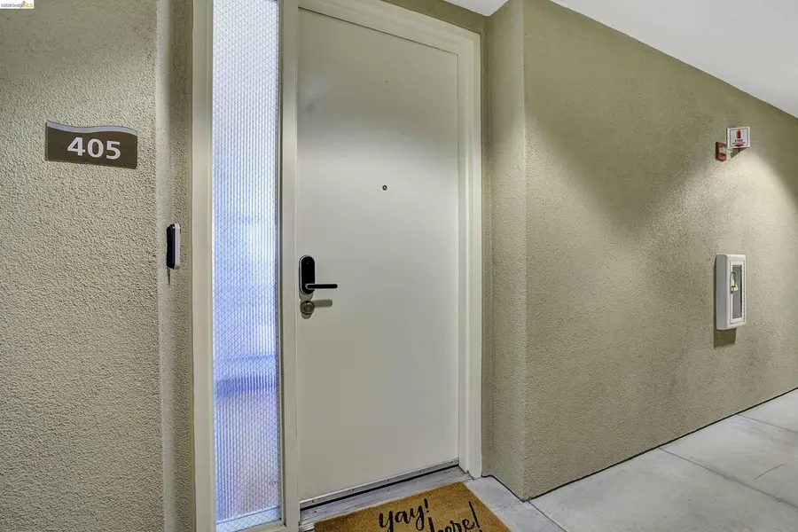 3090 Glascock St #405, Oakland, CA 94601 - #2