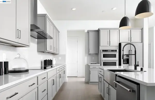 Address Withheld By Seller, Manteca, CA 95337