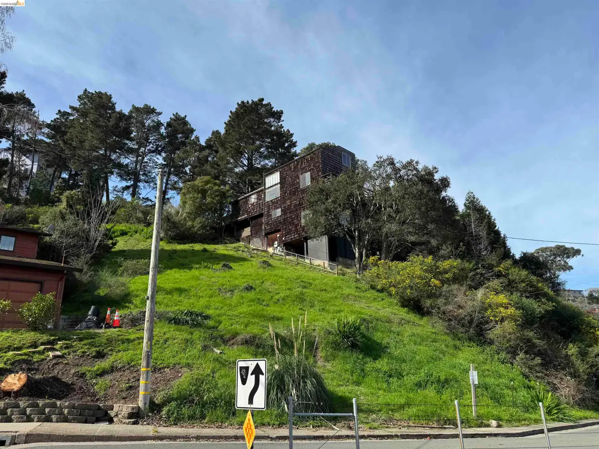 Buena Vista Ave, Richmond, CA 94802 - #1