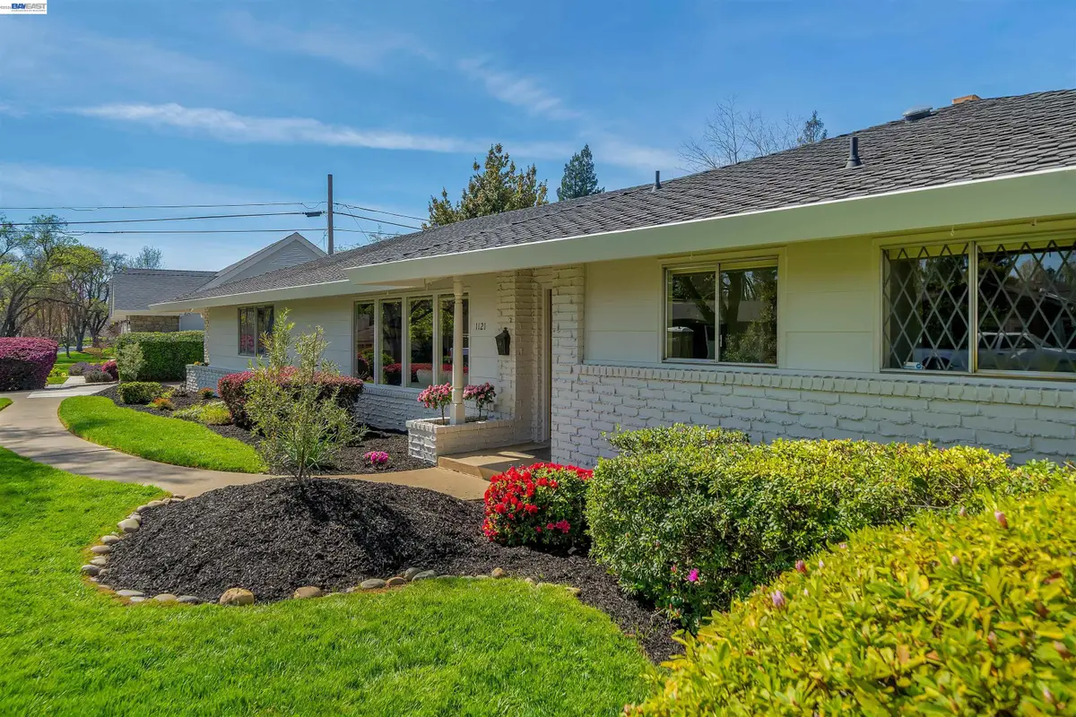 1121 El Sur Way, Sacramento, CA 95864 - #1