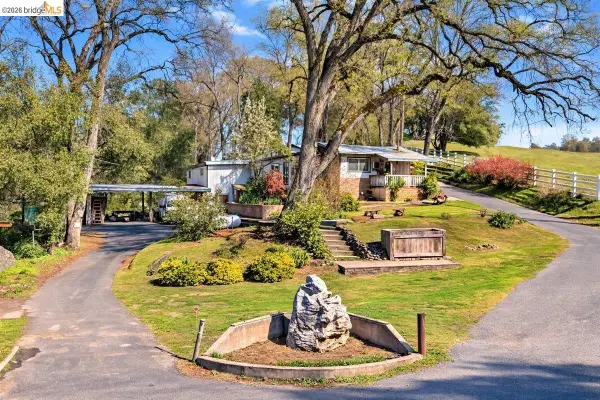 14690 Tuolumne Rd, Sonora, CA 95370