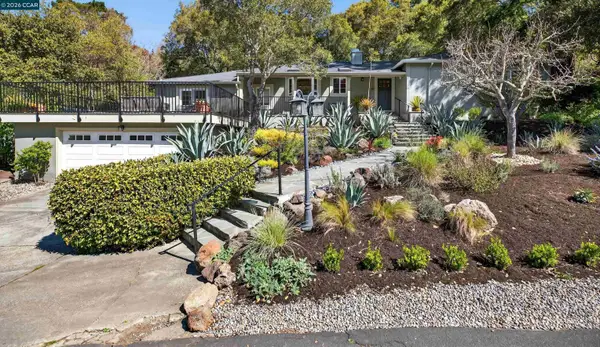 27 Glorietta Ct, Orinda, CA 94563