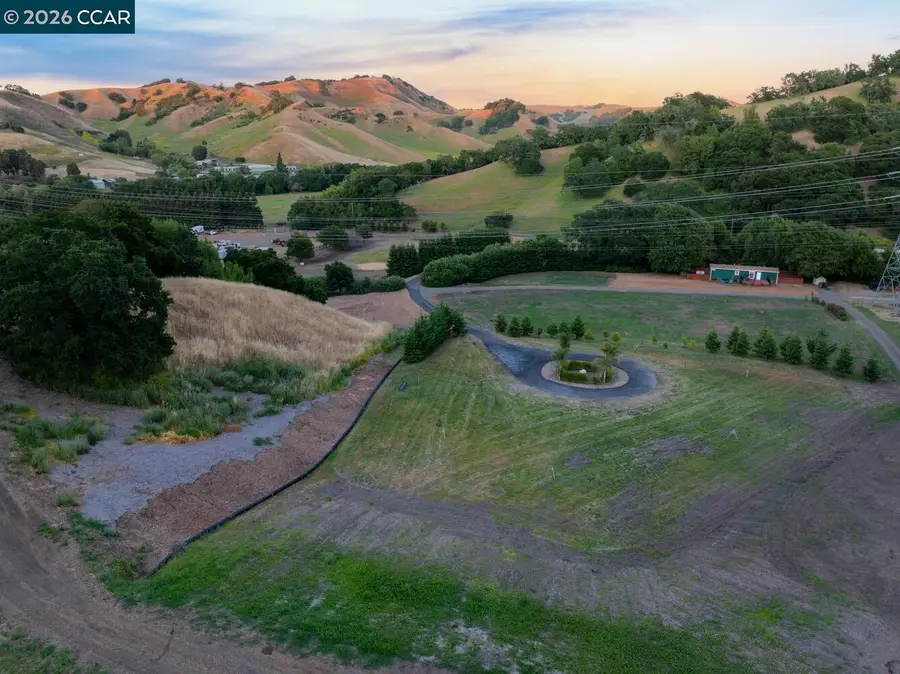 60 Hampton, Martinez, CA 94553 - #2