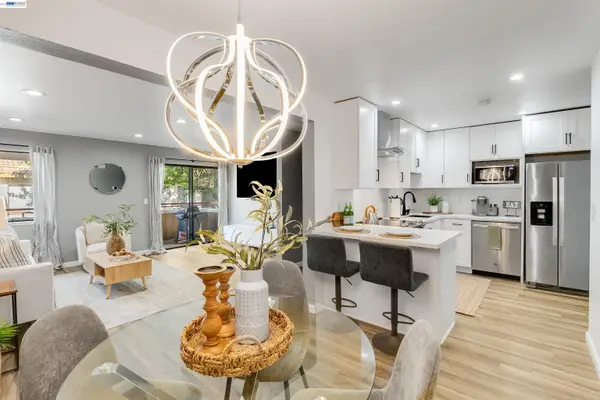 5025 Valley Crest Dr #147, Concord, CA 94521