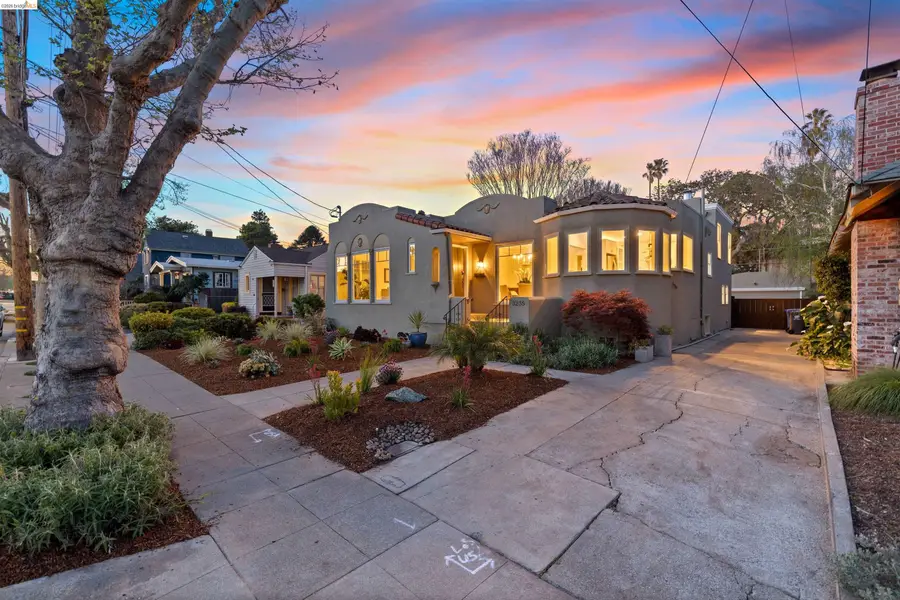 3235 Central Ave, Alameda, CA 94501 - #3