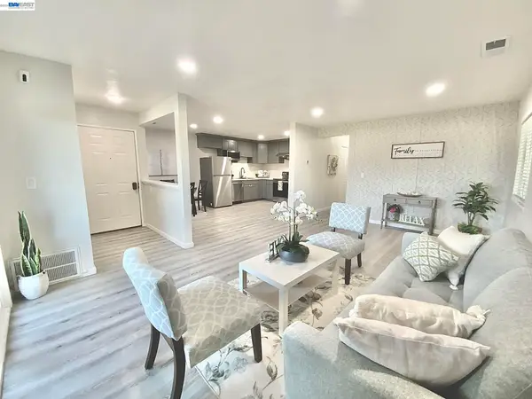 93 Shaniko Cmn #24, Fremont, CA 94539