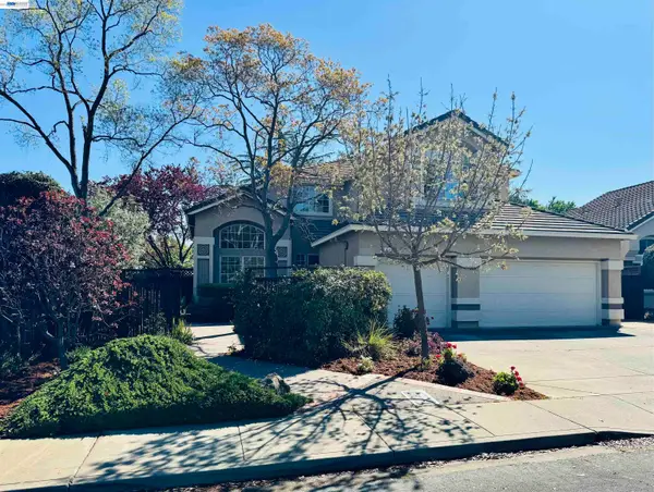 912 Loyola Way, Livermore, CA 94550