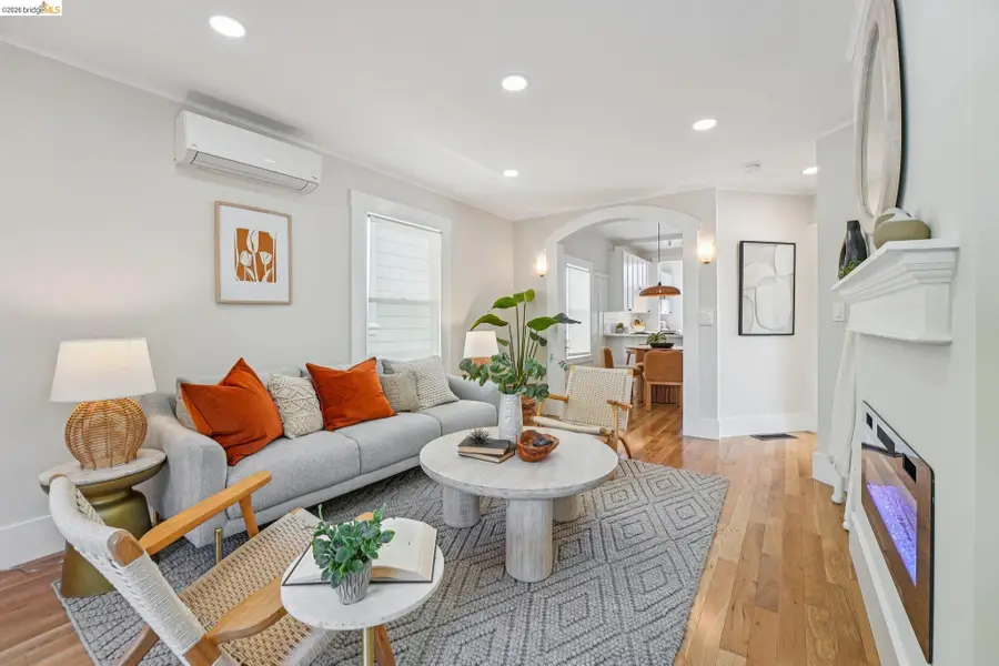 491 Mcauley St, Oakland, CA 94609 - #3