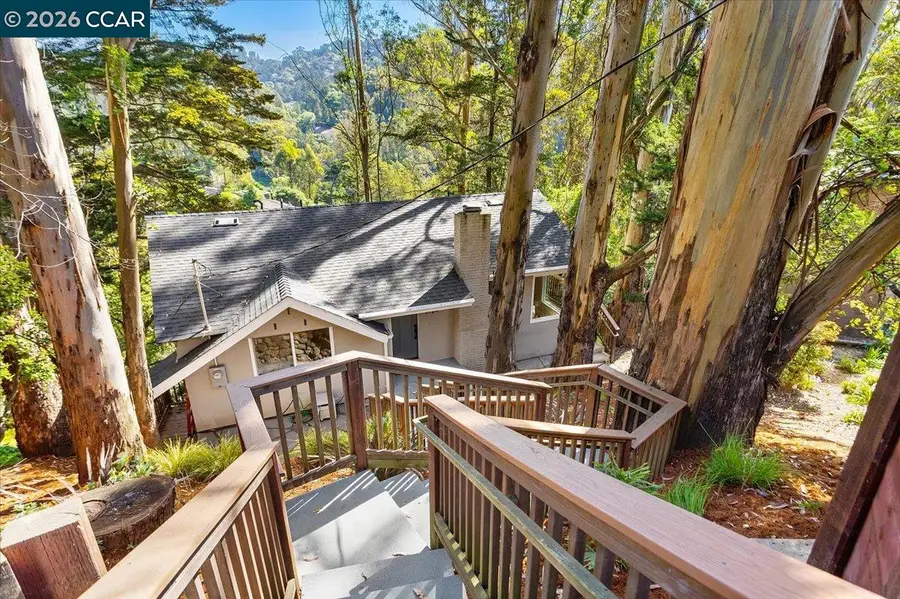 5924 Balboa Dr, Oakland, CA 94611 - #2