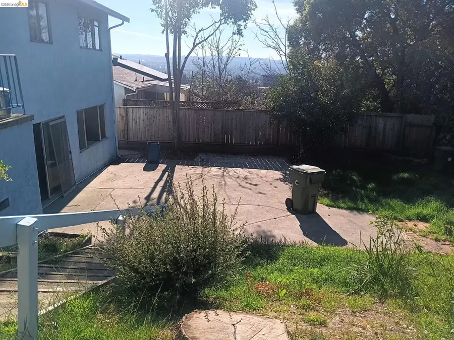 2843 Jennifer Dr, Castro Valley, CA 94546 - #3