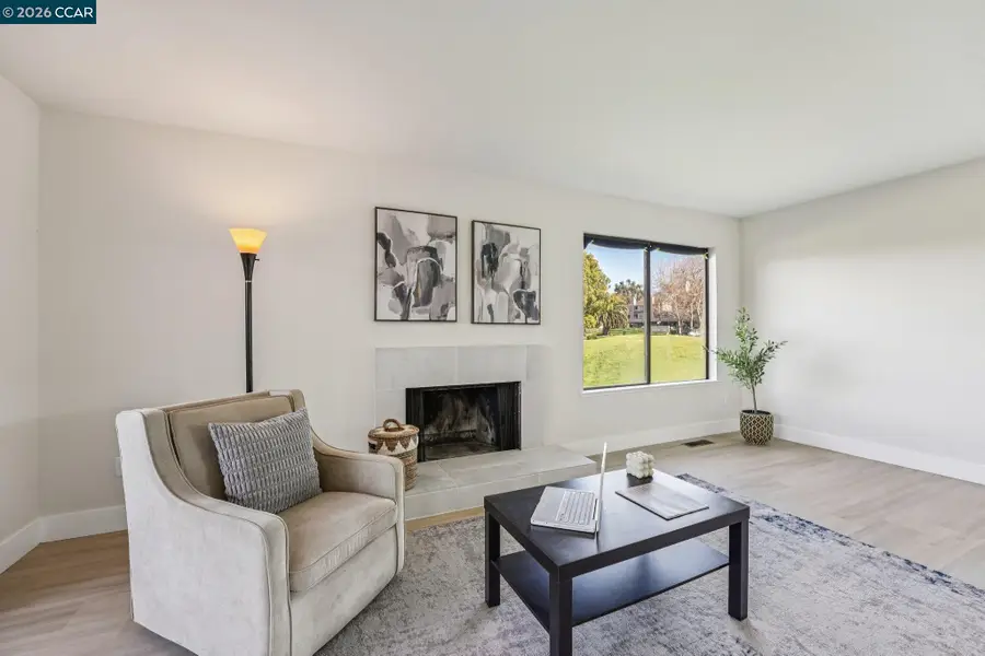2 Lakeview Ct, Novato, CA 94947 - #3
