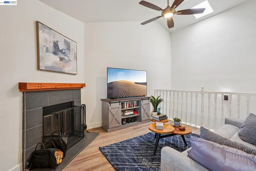 1255 N Los Robles Ave #9, Pasadena, CA 91104 - #3