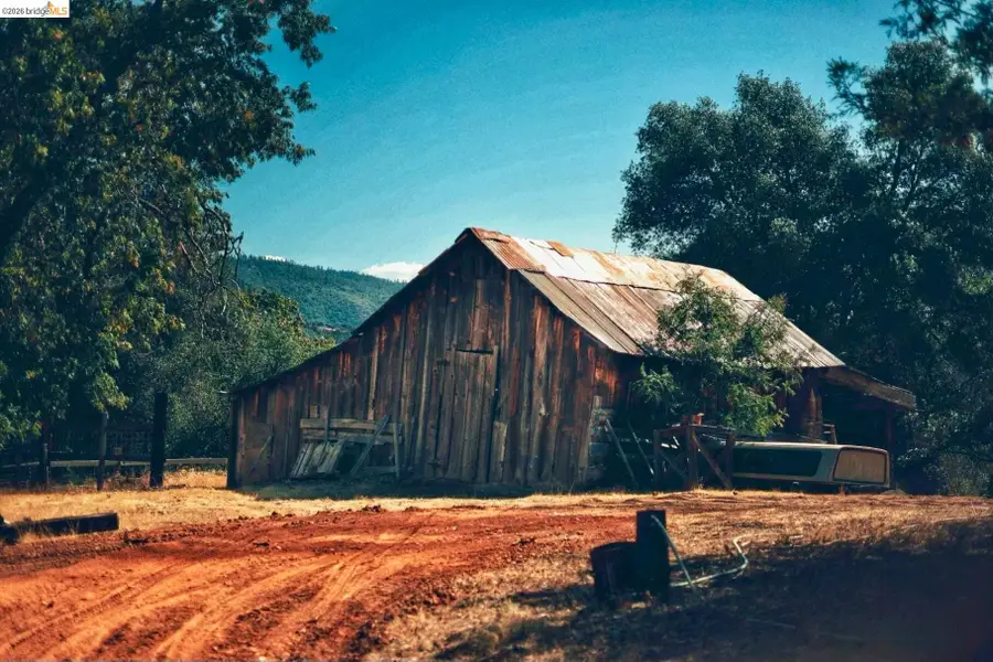 19361 Cherokee Rd, Tuolumne, CA 95379 - #2