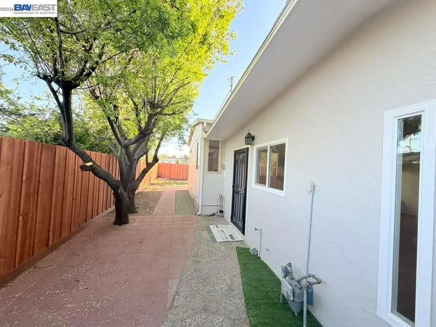 5212 Creely Ave, Richmond, CA 94804 - #3