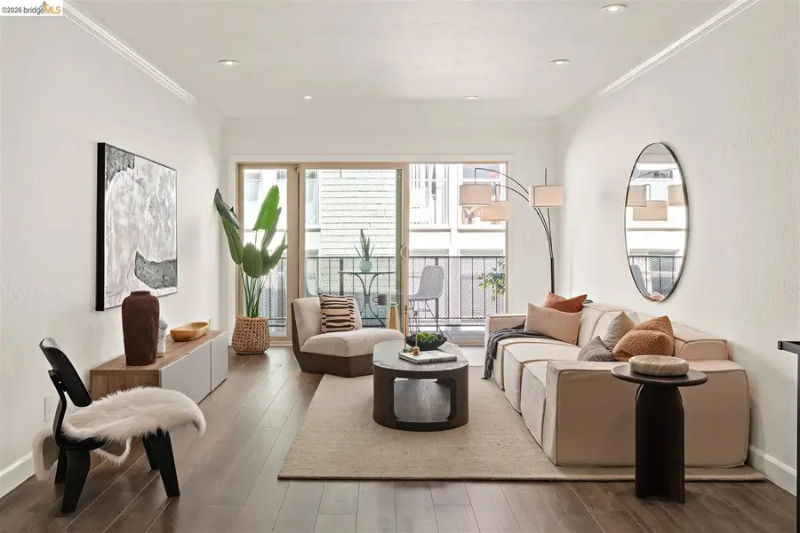 567 Oakland Ave #206, Oakland, CA 94611 - #3