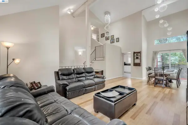 2380 Cabrillo Dr, Hayward, CA 94545