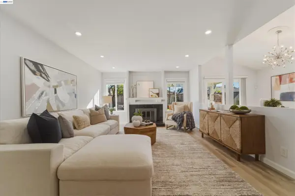 32471 Lake Ree St, Fremont, CA 94555