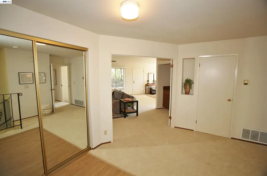 2728 Sheffield Place, Castro Valley, CA 94546 - #2