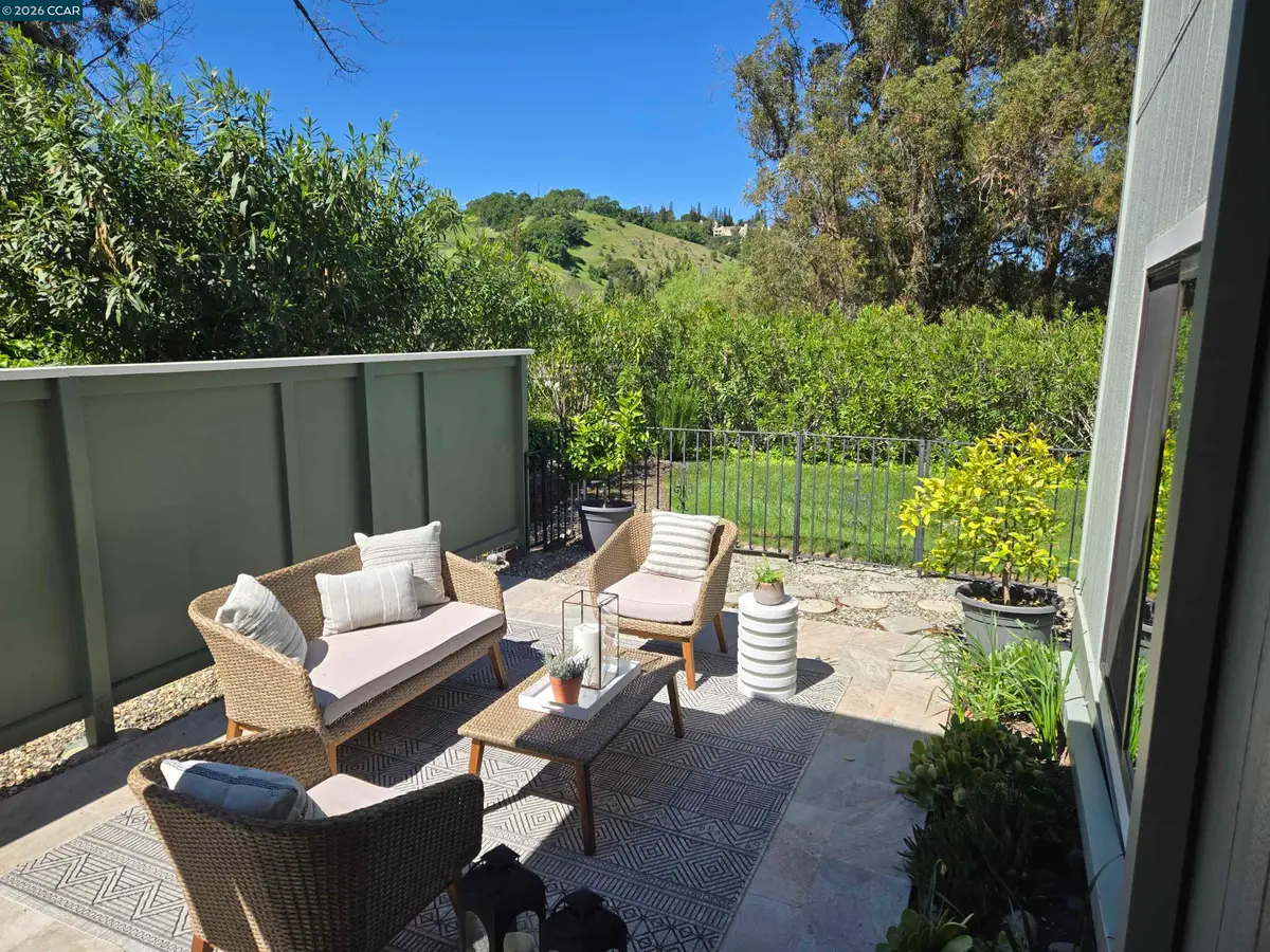 1124 Singingwood Ct #2, Walnut Creek, CA 94595 - #1