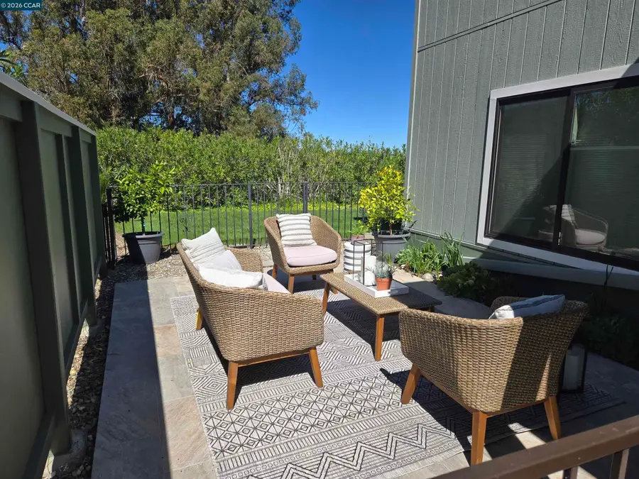 1124 Singingwood Ct #2, Walnut Creek, CA 94595 - #2
