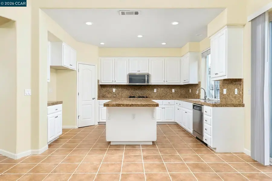 2919 Carlingford Ln, Vallejo, CA 94591 - #3