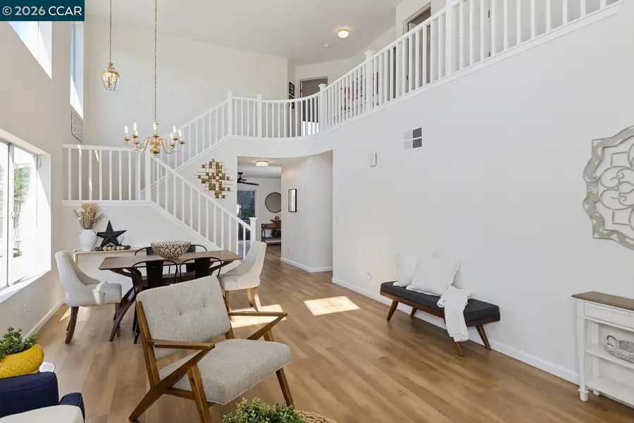 592 Ross Circle, Martinez, CA 94553 - #2