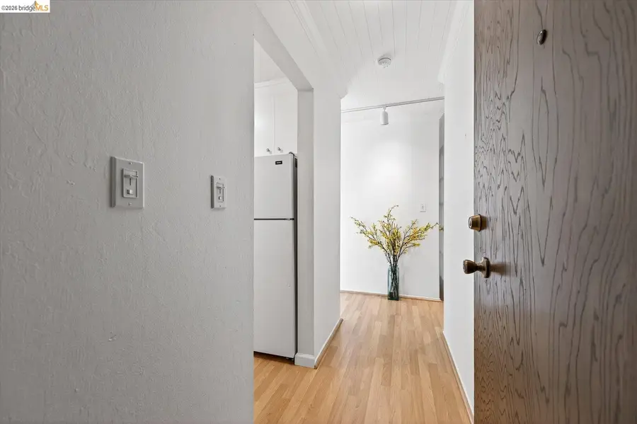 1305 Boulevard Way #APT 303, Walnut Creek, CA 94595 - #3