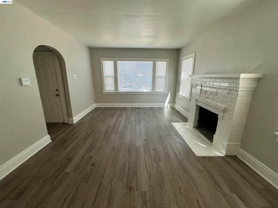 444 E 12th St, Pittsburg, CA 94565 - #3
